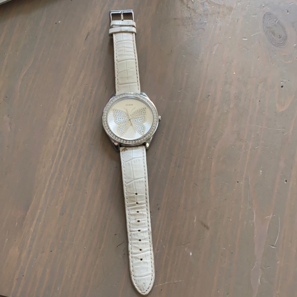 Butterfly Face Guess Watch - Picture 1 of 4